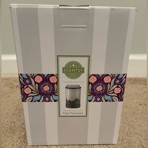 Polar Panorama Warner